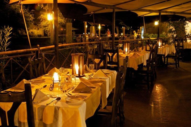 Ashnil Samburu Camp Hotel Kültér fotó